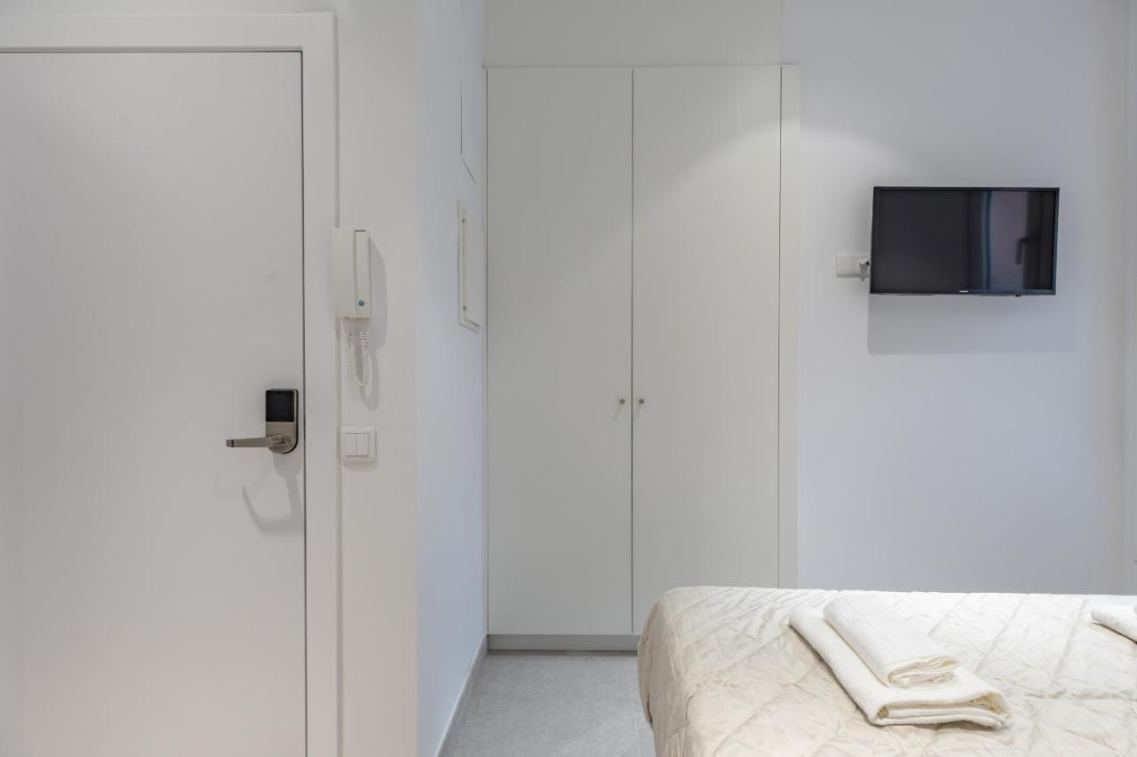 Comfortable Room Close To City Centre Valência Exterior foto