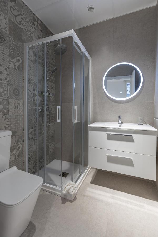 Comfortable Room Close To City Centre Valência Exterior foto