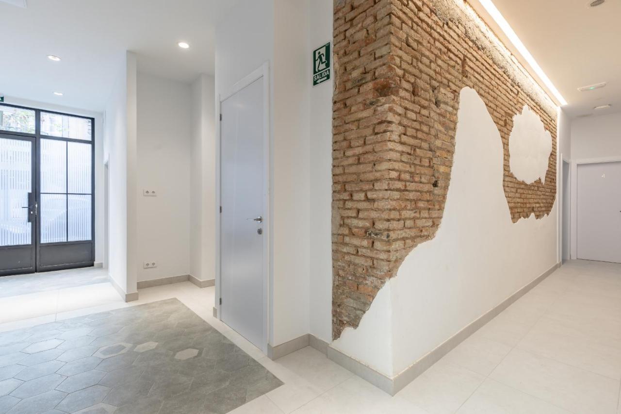 Comfortable Room Close To City Centre Valência Exterior foto